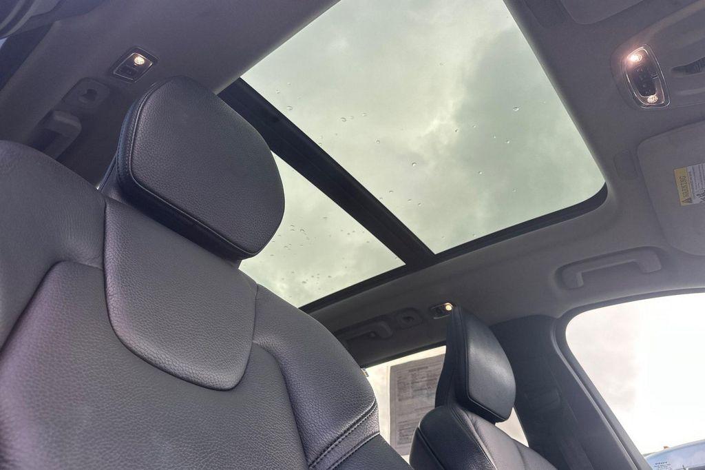 used 2022 Volvo XC90 Recharge Plug-In Hybrid car, priced at $40,835