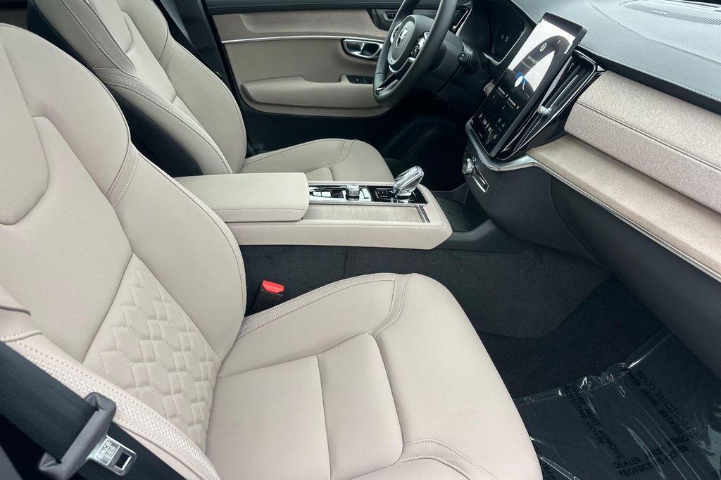 new 2026 Volvo XC90 car, priced at $71,825