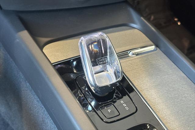 new 2025 Volvo V60 Cross Country car, priced at $59,025
