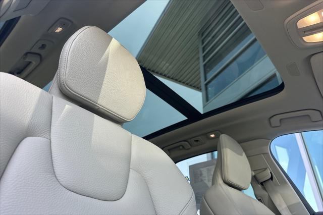 used 2022 Volvo XC60 Recharge Plug-In Hybrid car, priced at $44,585