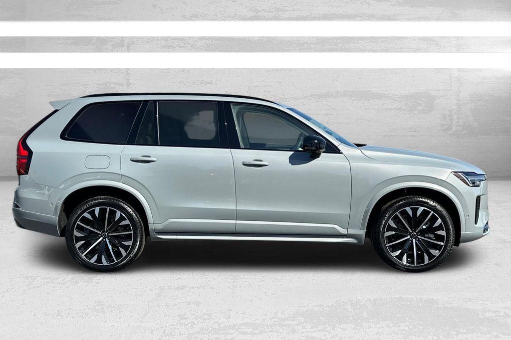 new 2026 Volvo XC90 car, priced at $79,410