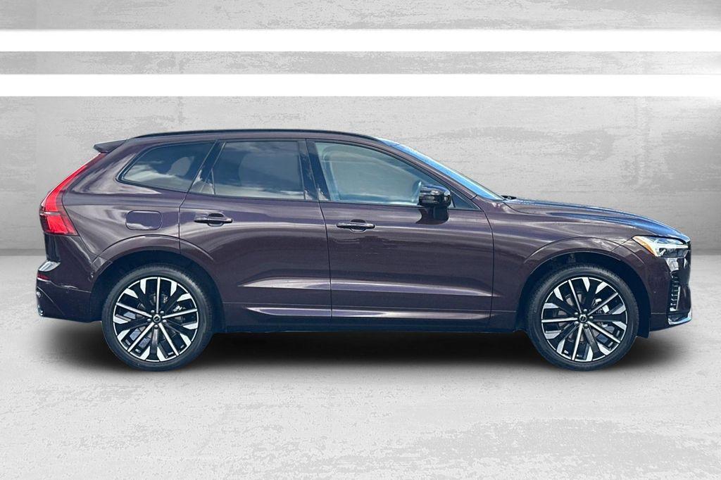 new 2026 Volvo XC60 car, priced at $64,375