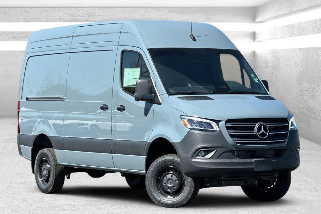 new 2025 Mercedes-Benz Sprinter 2500 car, priced at $84,212