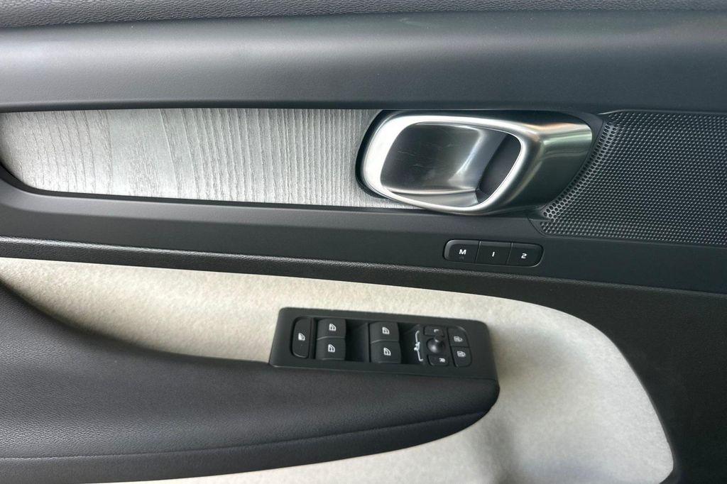 new 2026 Volvo XC40 car, priced at $50,150