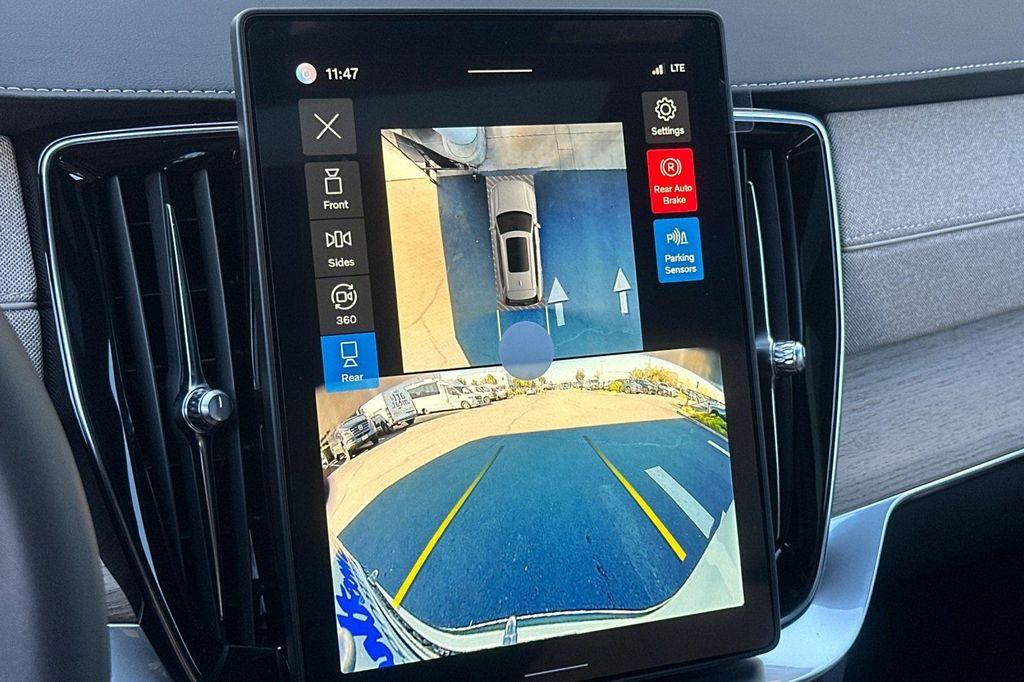 new 2026 Volvo XC90 car, priced at $67,430