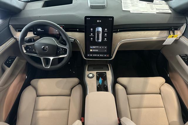 new 2025 Volvo EX90 car, priced at $87,940
