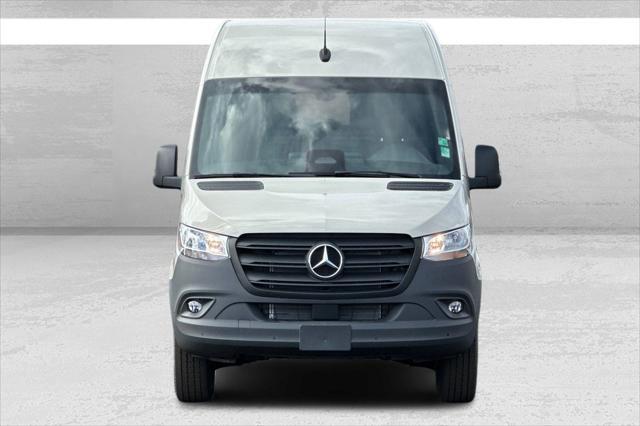 new 2025 Mercedes-Benz Sprinter 2500 car, priced at $70,122