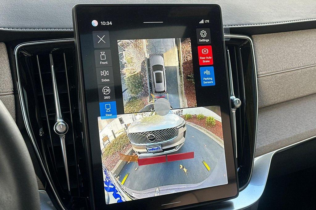 new 2026 Volvo XC90 car, priced at $76,455