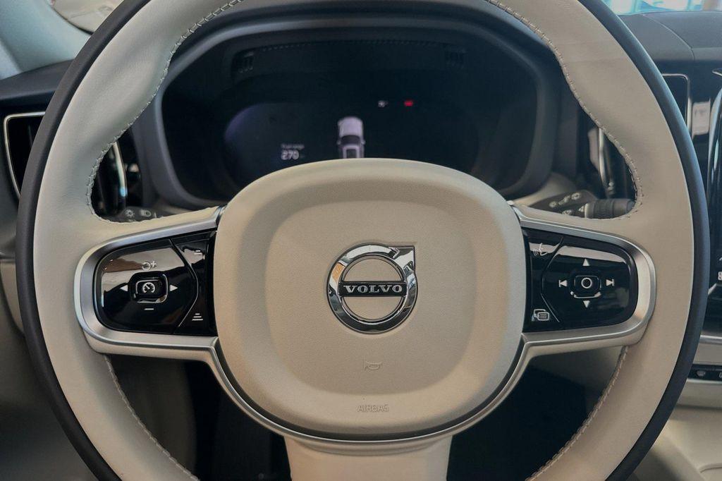 new 2025 Volvo XC60 car, priced at $38,275