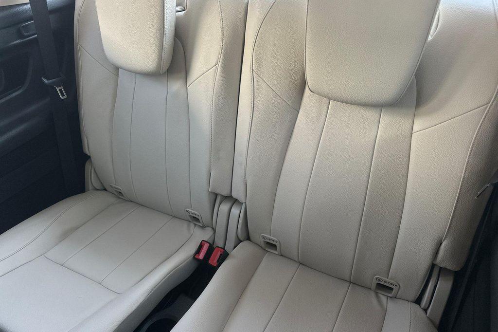 used 2021 Mercedes-Benz GLB 250 car, priced at $25,965