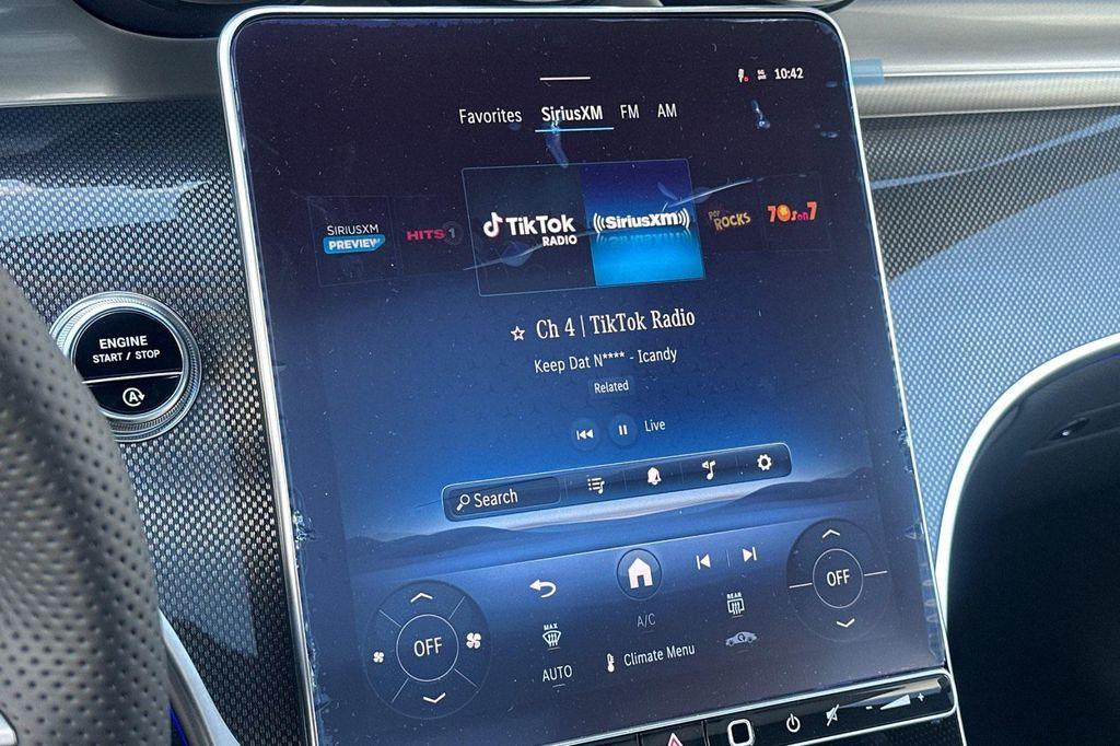 new 2026 Mercedes-Benz GLC 300 car, priced at $61,350