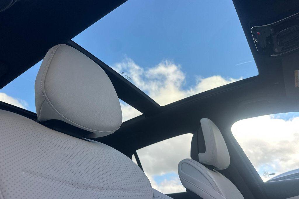 new 2026 Mercedes-Benz GLC 300 car, priced at $61,350