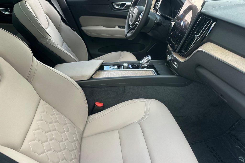 new 2026 Volvo XC60 car, priced at $58,015