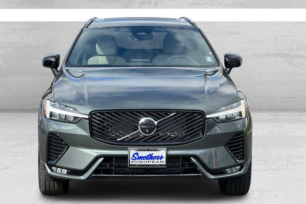 new 2026 Volvo XC60 car, priced at $58,015