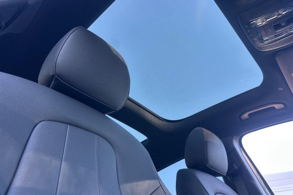 new 2026 Mercedes-Benz GLA 250 car, priced at $47,425