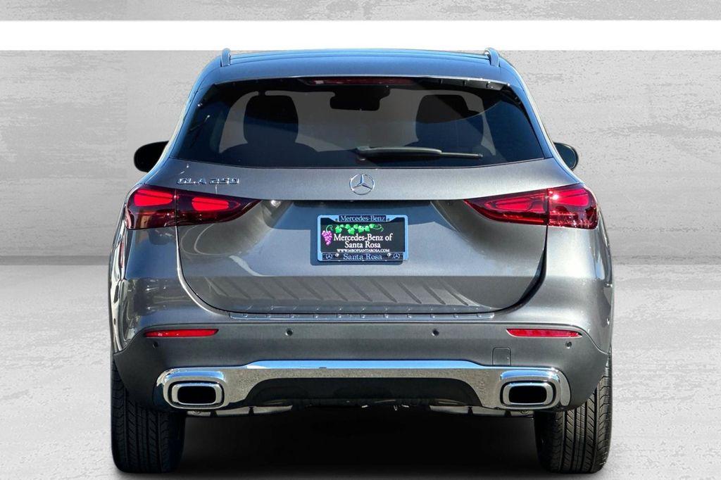 new 2026 Mercedes-Benz GLA 250 car, priced at $47,425
