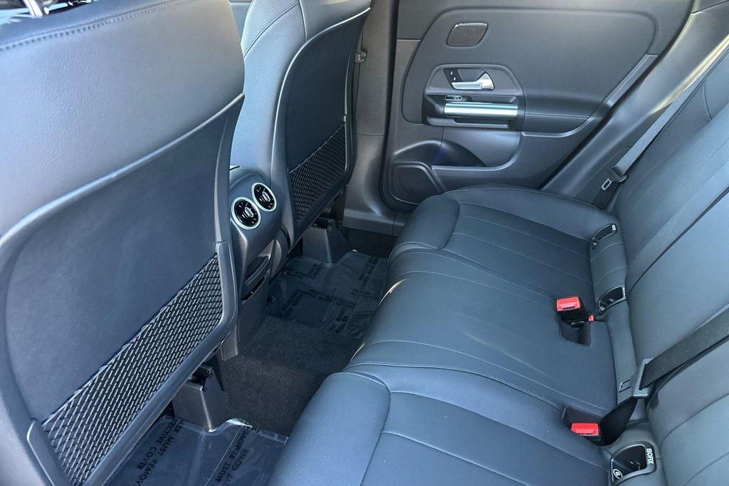 new 2026 Mercedes-Benz GLA 250 car, priced at $47,425