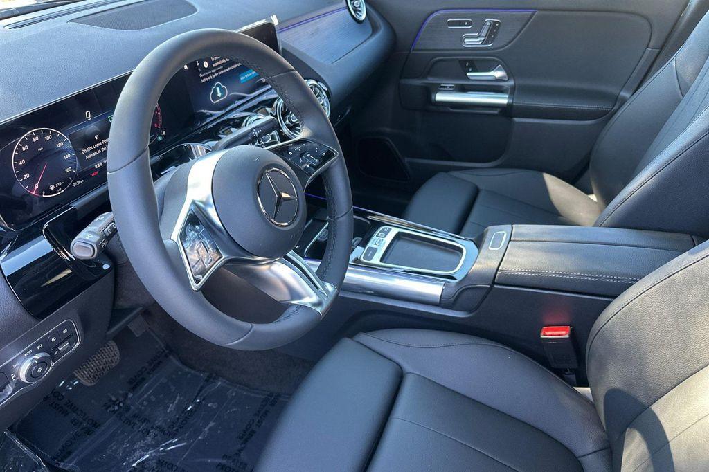 new 2026 Mercedes-Benz GLA 250 car, priced at $47,425