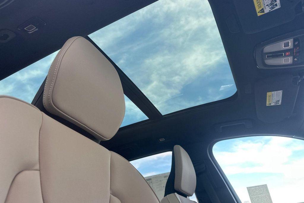 new 2026 Volvo XC90 car, priced at $72,285