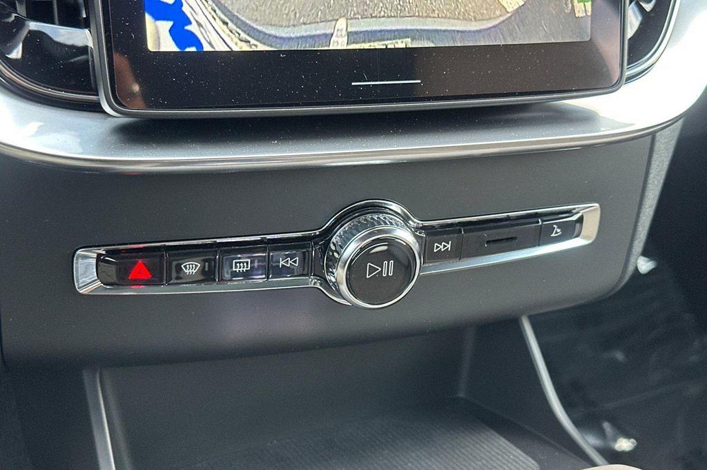 new 2026 Volvo XC90 car, priced at $72,285