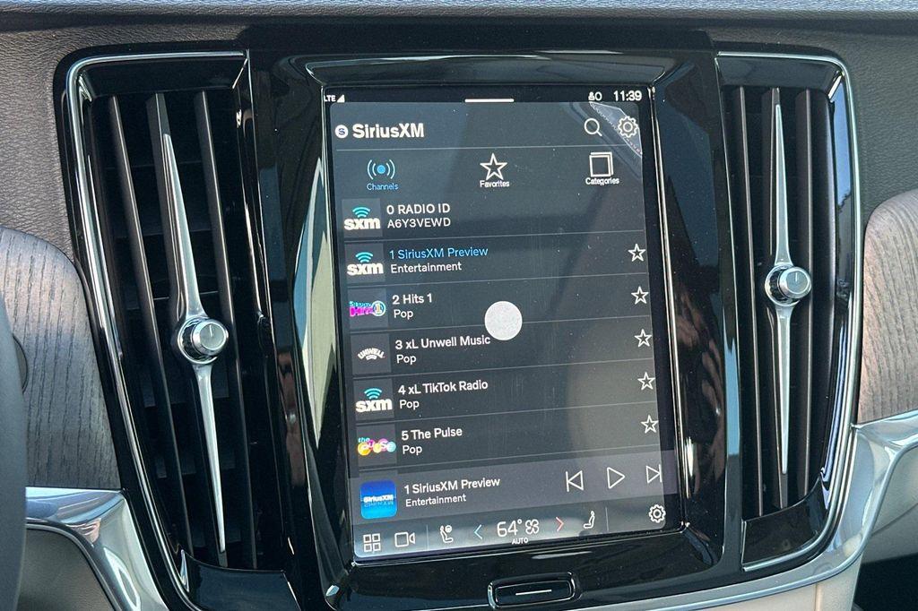 new 2025 Volvo S90 car, priced at $59,235