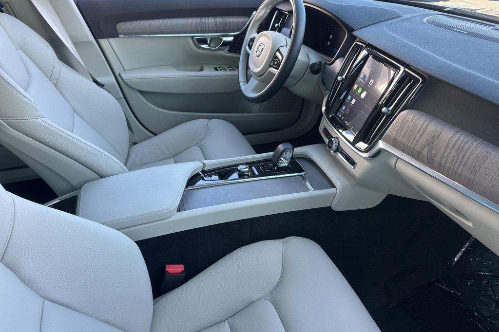 new 2025 Volvo S90 car, priced at $59,235