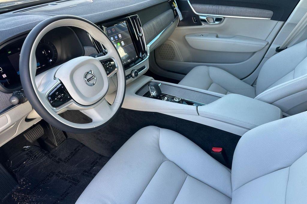new 2025 Volvo S90 car, priced at $59,235