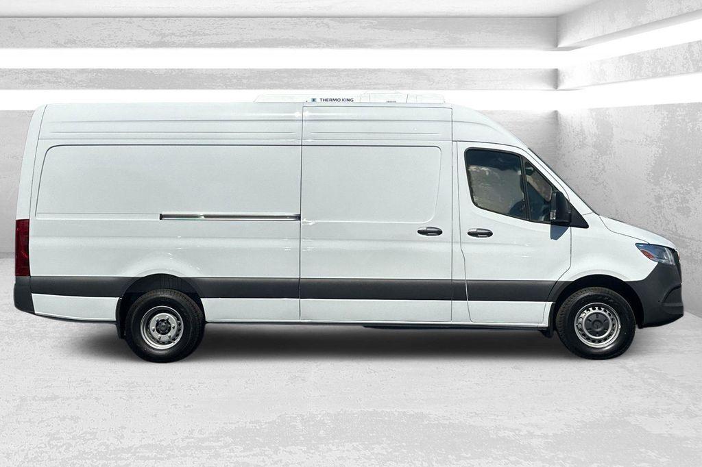 new 2024 Mercedes-Benz Sprinter 3500 car, priced at $106,085