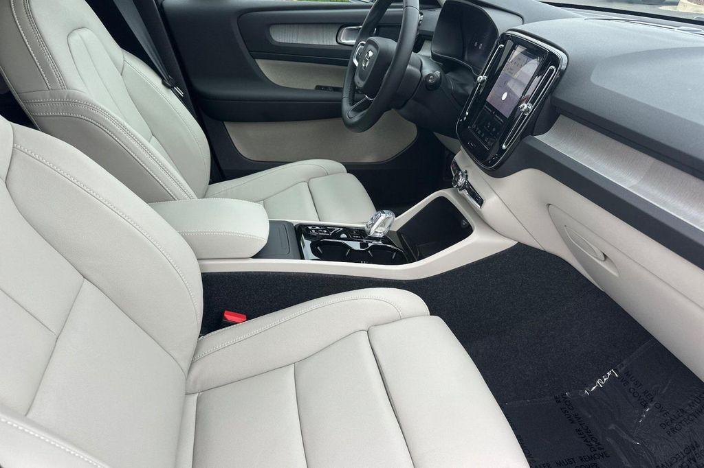 new 2026 Volvo XC40 car, priced at $50,150