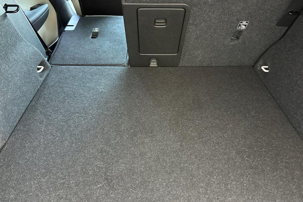 used 2022 Volvo XC40 car, priced at $25,795