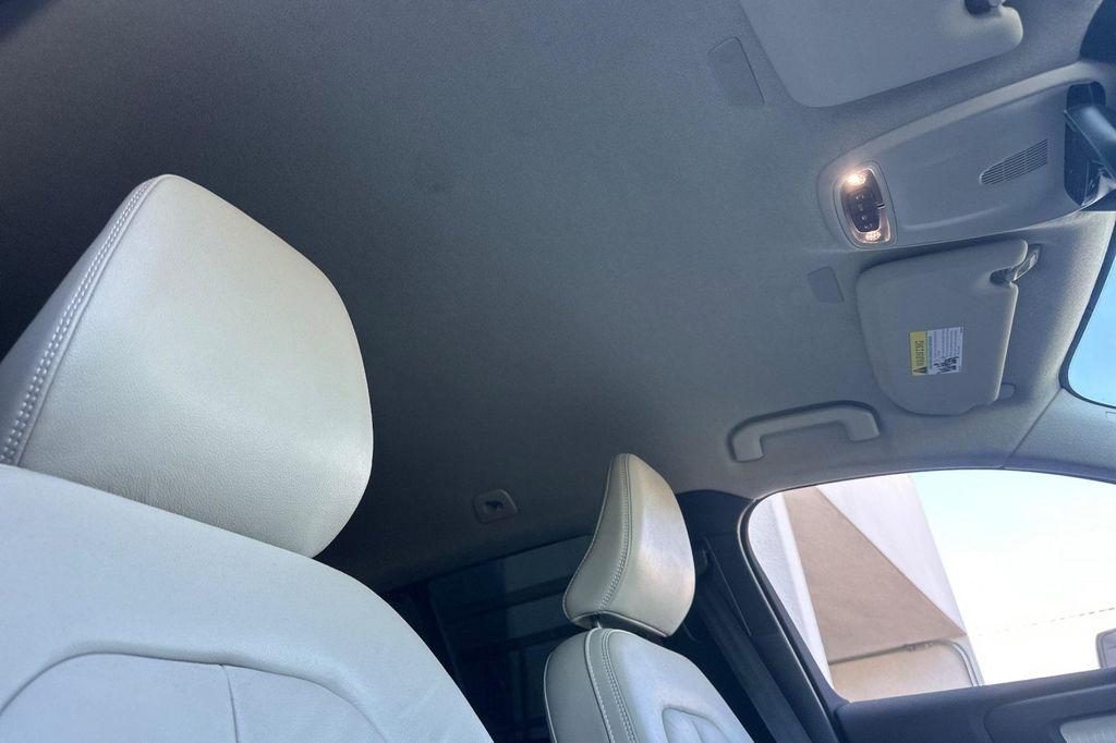 used 2022 Volvo XC40 car, priced at $25,795