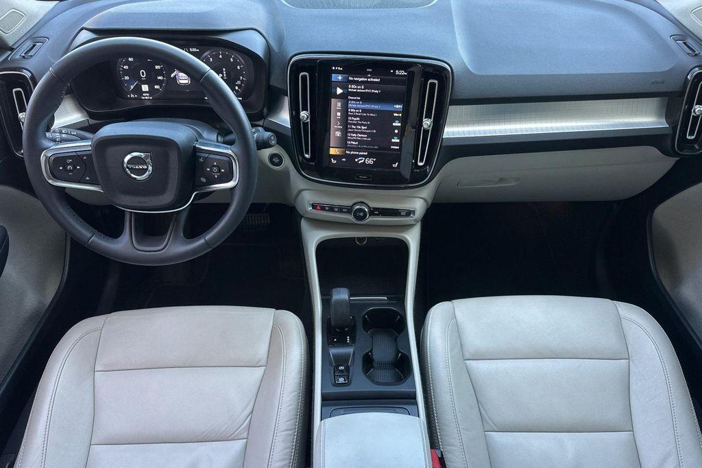 used 2022 Volvo XC40 car, priced at $25,795