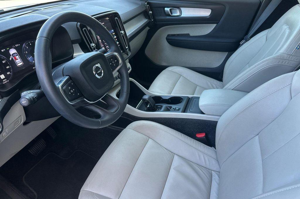 used 2022 Volvo XC40 car, priced at $25,795