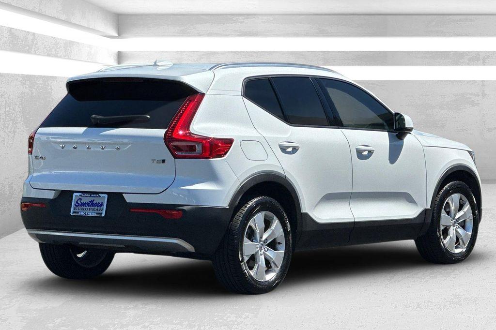 used 2022 Volvo XC40 car, priced at $25,795