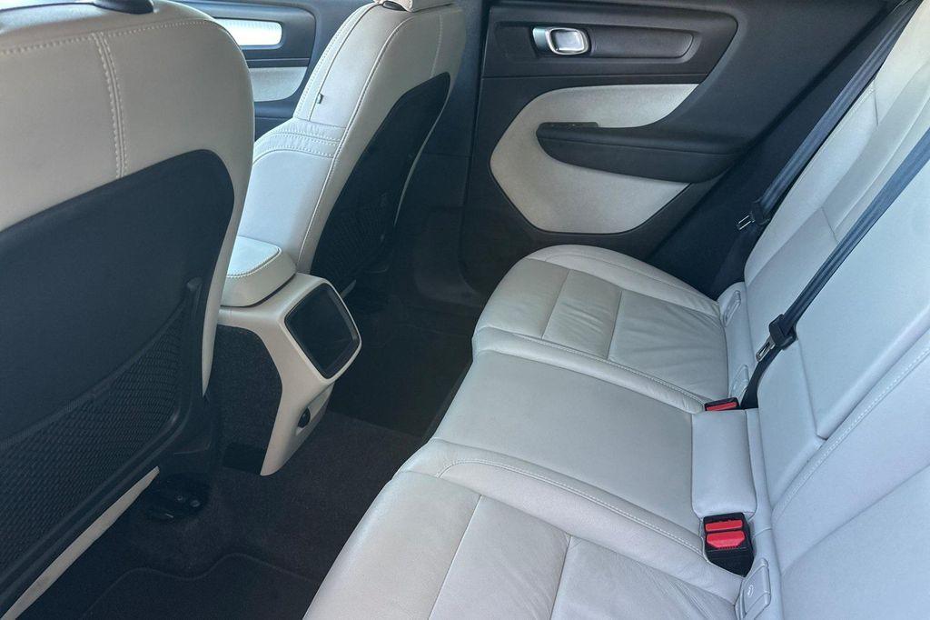 used 2022 Volvo XC40 car, priced at $25,795