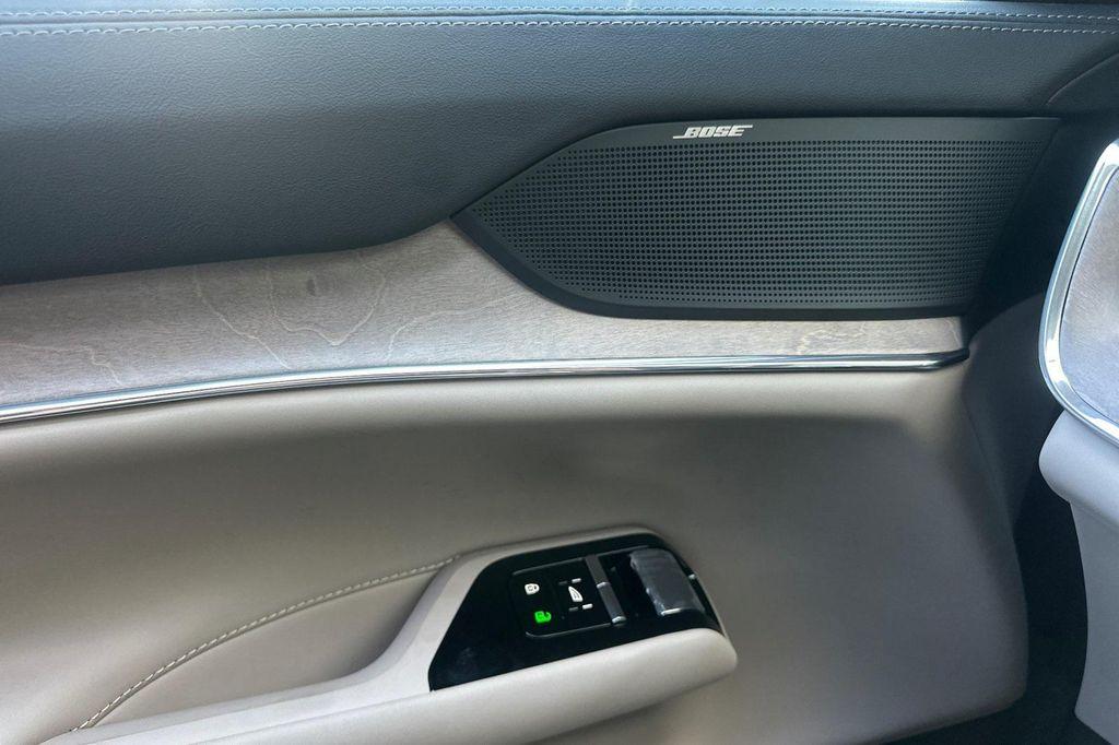 new 2025 Volvo EX90 car, priced at $86,490