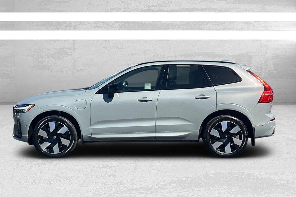 used 2024 Volvo XC60 Recharge Plug-In Hybrid car, priced at $49,355