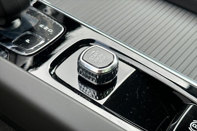 new 2025 Volvo XC60 Plug-In Hybrid car, priced at $62,100