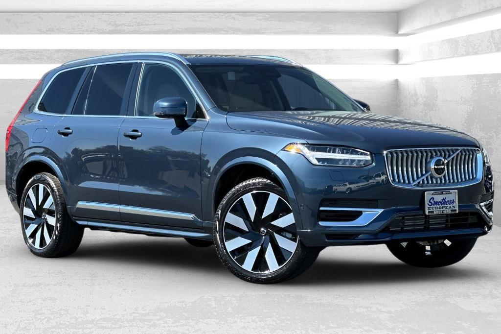 new 2025 Volvo XC90 Plug-In Hybrid car, priced at $79,705