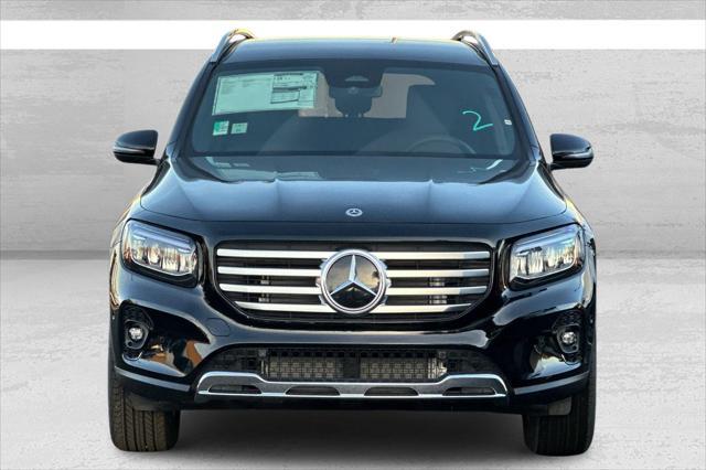 new 2025 Mercedes-Benz GLB 250 car, priced at $46,950