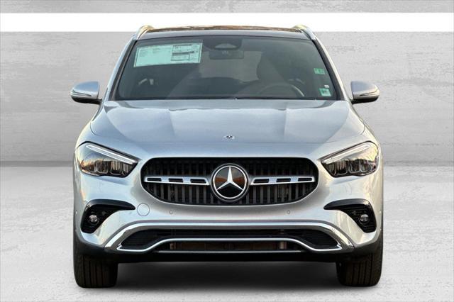 new 2025 Mercedes-Benz GLA 250 car, priced at $46,900