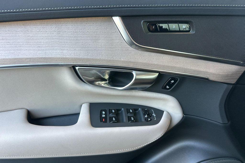 new 2026 Volvo XC90 car, priced at $66,255