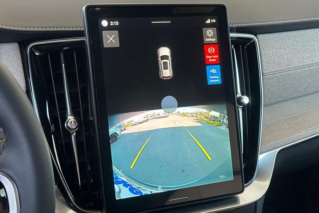 new 2026 Volvo XC90 car, priced at $66,255