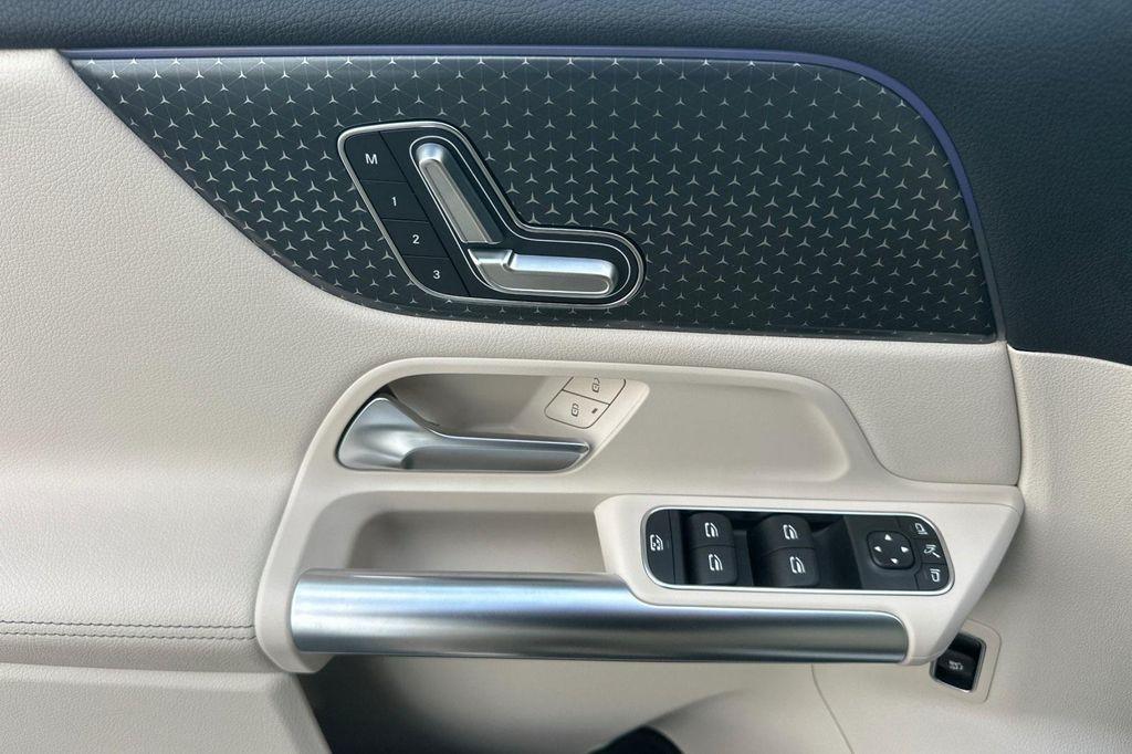 used 2025 Mercedes-Benz GLA 250 car, priced at $37,479