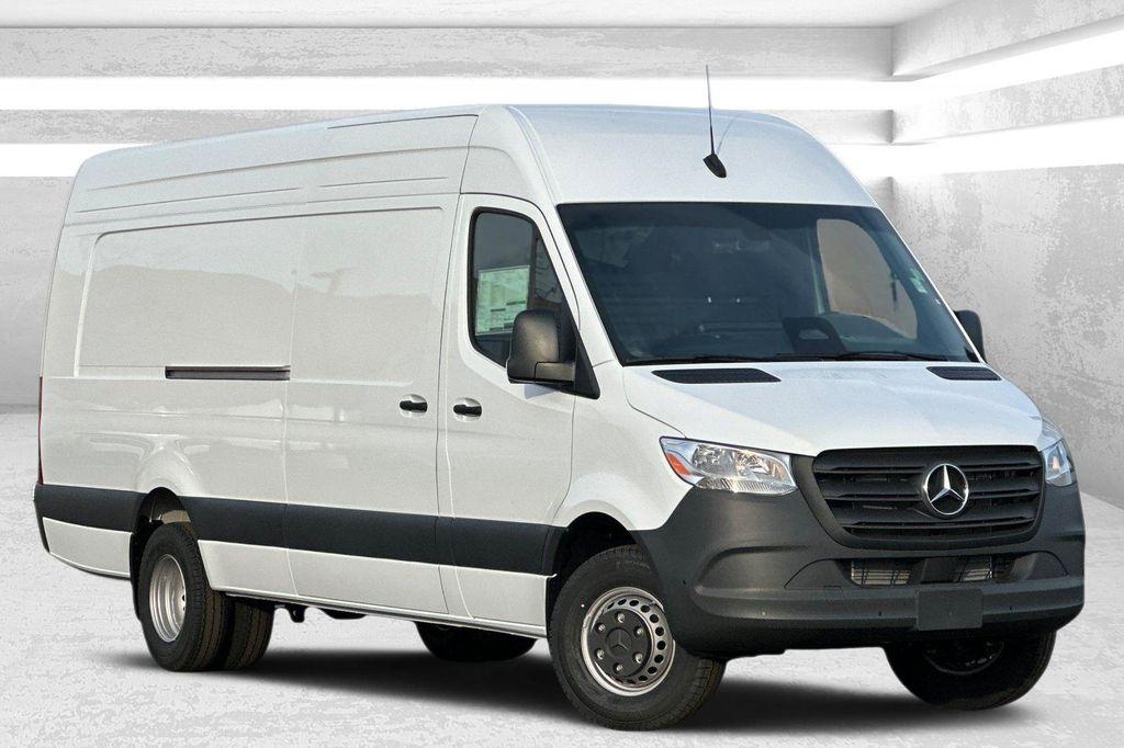 new 2025 Mercedes-Benz Sprinter 3500 car, priced at $76,144
