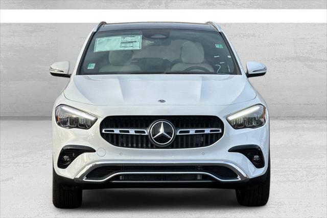 new 2025 Mercedes-Benz GLA 250 car, priced at $47,975