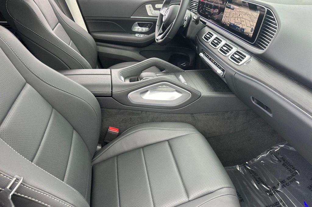 new 2026 Mercedes-Benz GLE 350 car, priced at $68,715