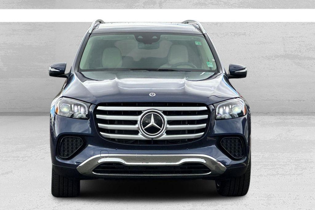 new 2026 Mercedes-Benz GLS 450 car, priced at $92,295