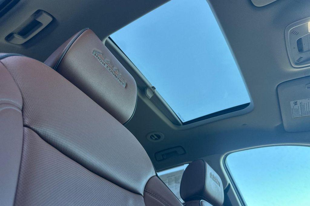 used 2018 Chevrolet Traverse car, priced at $22,175