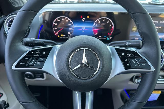 new 2025 Mercedes-Benz GLB 250 car, priced at $50,450